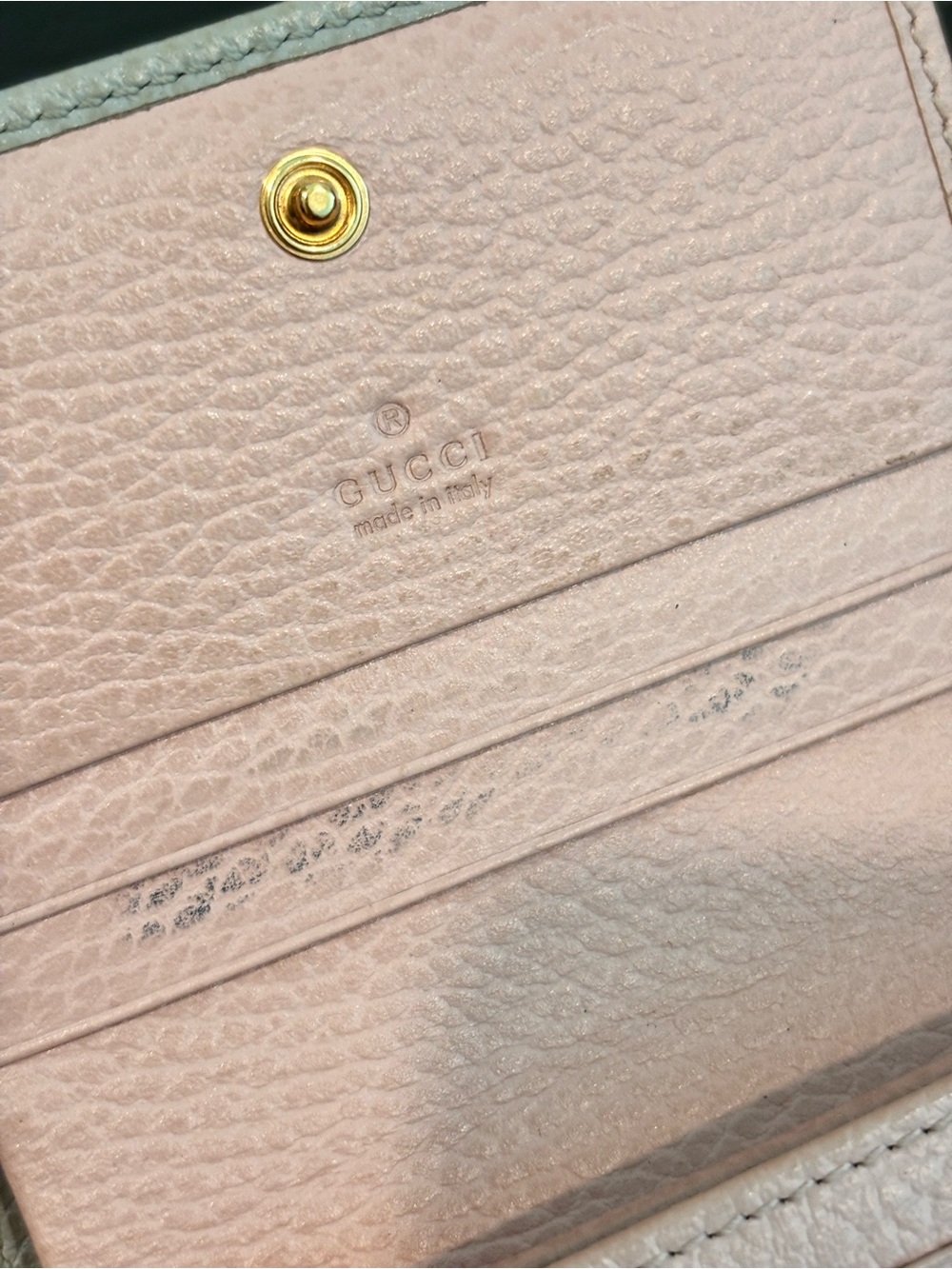 GUCCI GG Marmont Light Gray Pebbled Leather Compact Wallet W/ Box - Picture 12 of 16